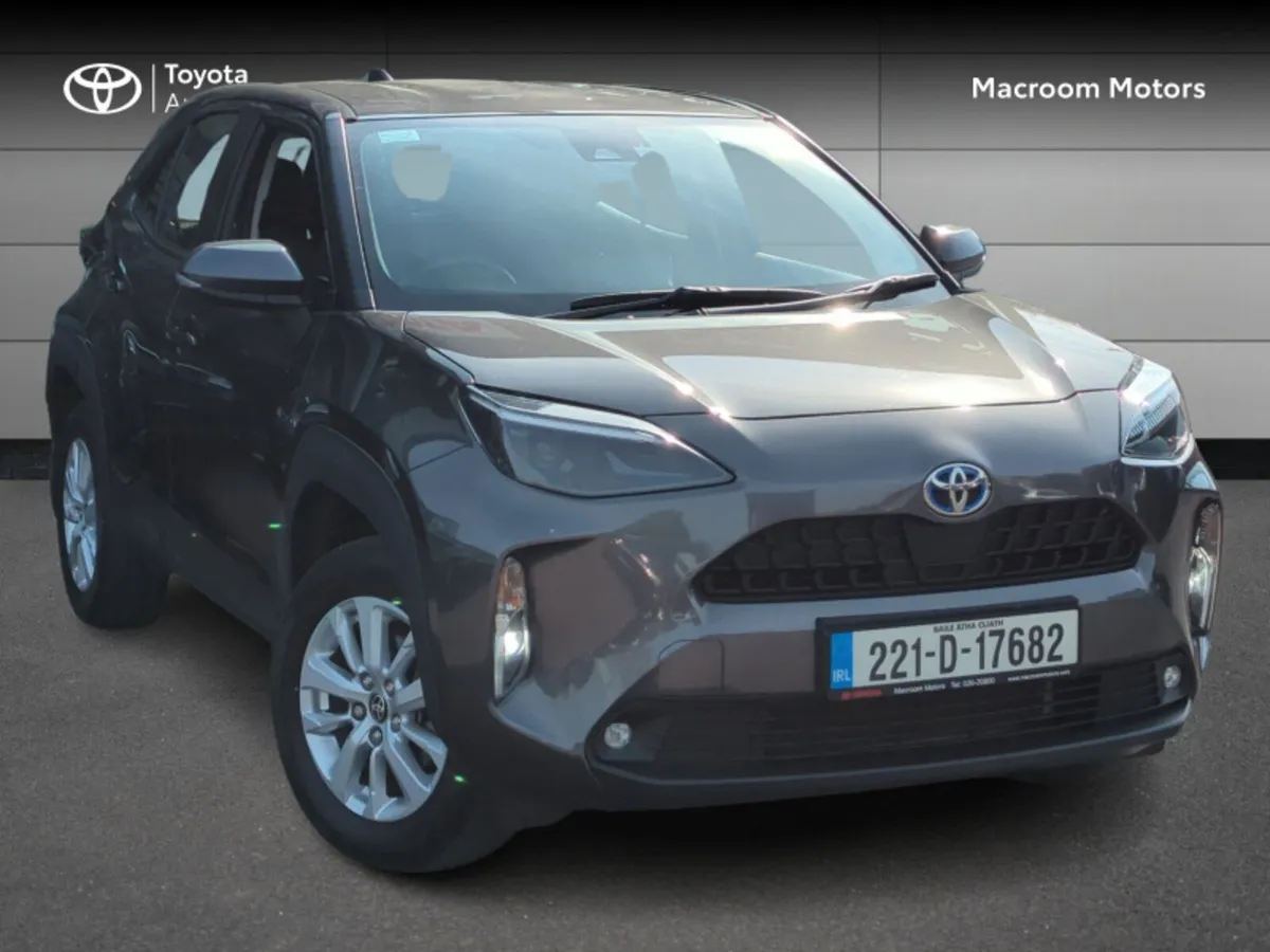 Toyota Yaris CR CROSS LUNA 4DR AUTO - Image 1