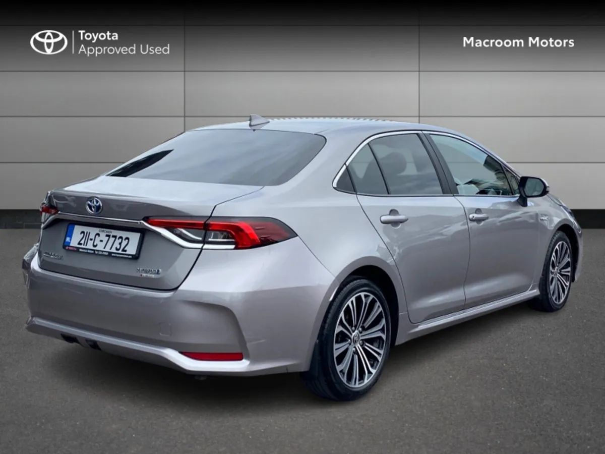 Toyota Corolla HYB LUNA SPORT 4DR AUTO - Image 2