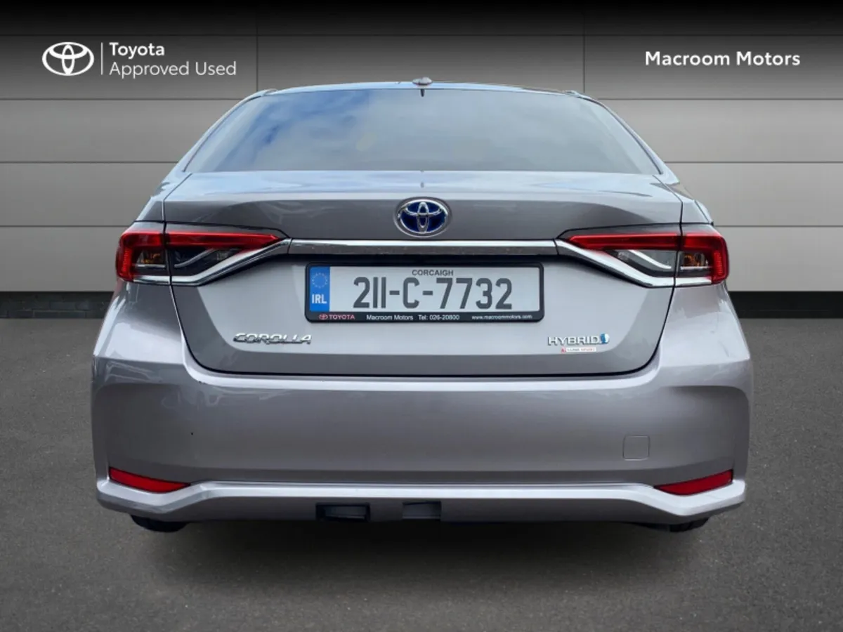 Toyota Corolla HYB LUNA SPORT 4DR AUTO - Image 4