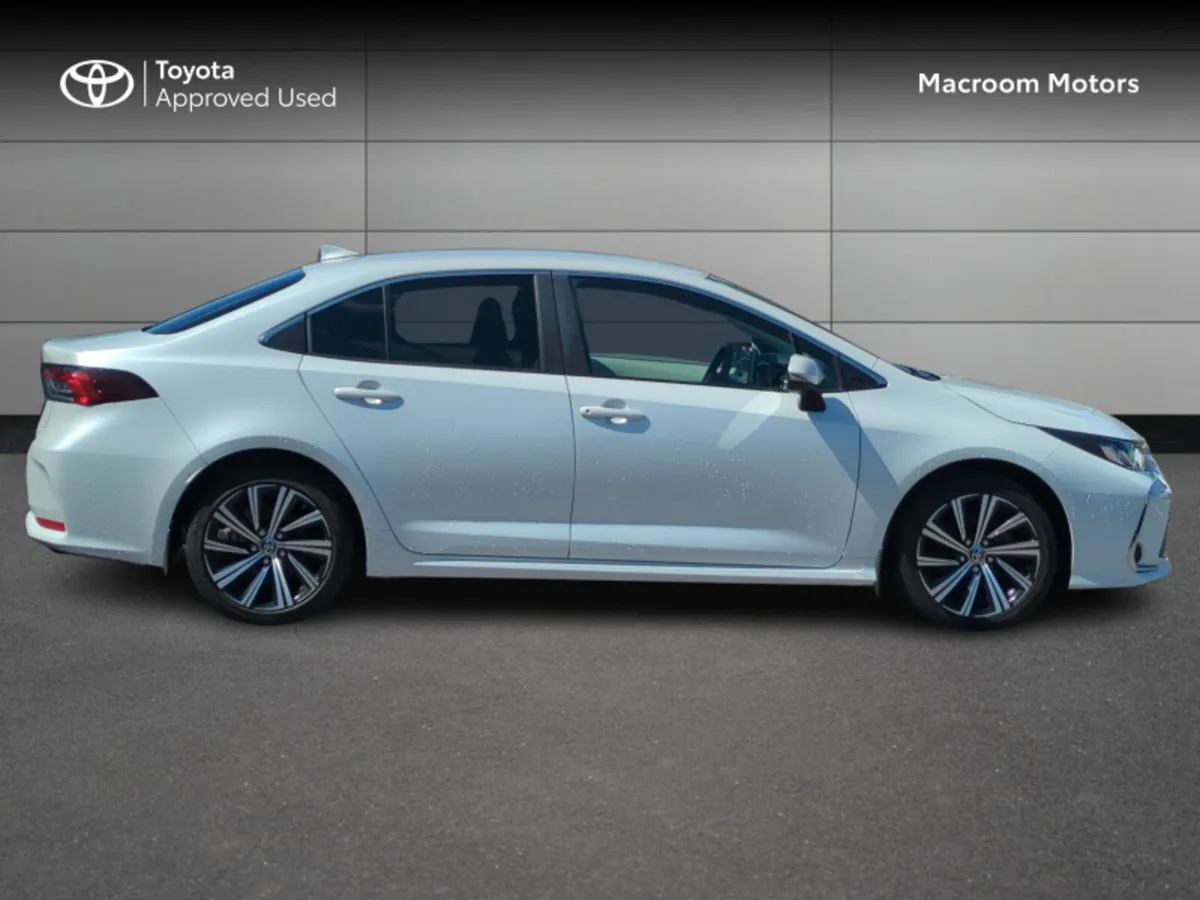 Toyota Corolla 1.8 - Image 3