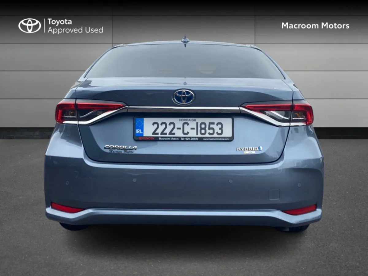 Toyota Corolla SOL SALOON 4DR AUTO HYBRID - Image 4