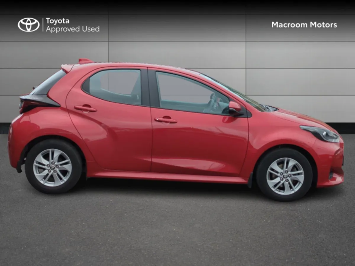 Toyota Yaris 1.0 - Image 3