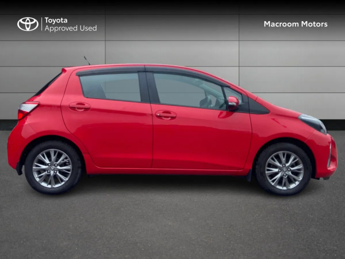 Toyota Yaris 1.0 LUNA 4DR - Image 3