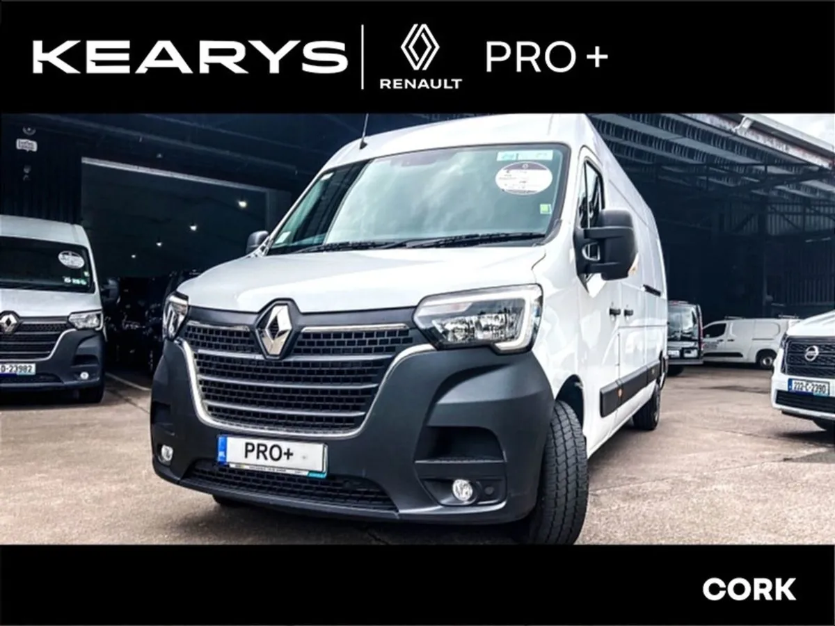 Renault Master FWD Lm35 dCi 135 Business My19 - Image 1