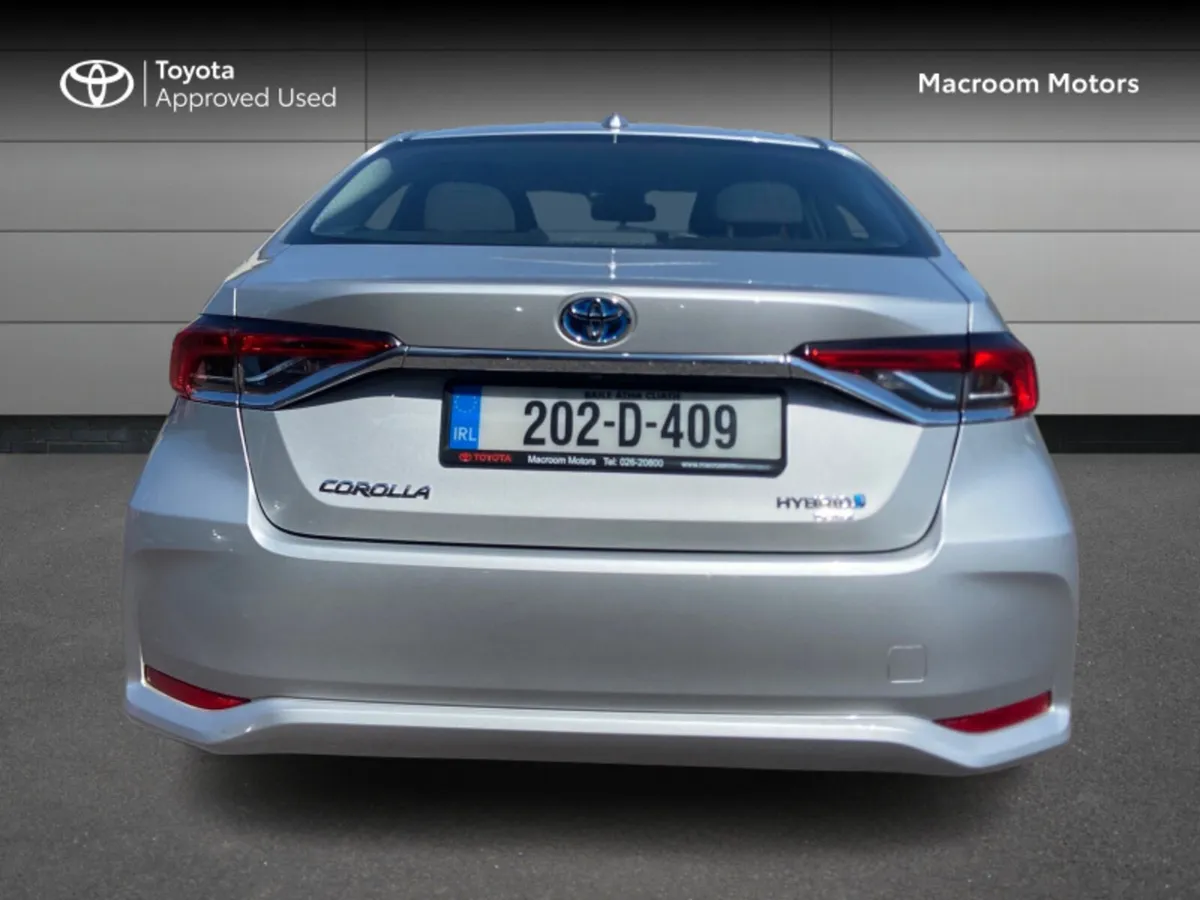 Toyota Corolla LUNA SAL 4DR AUTO - Image 4