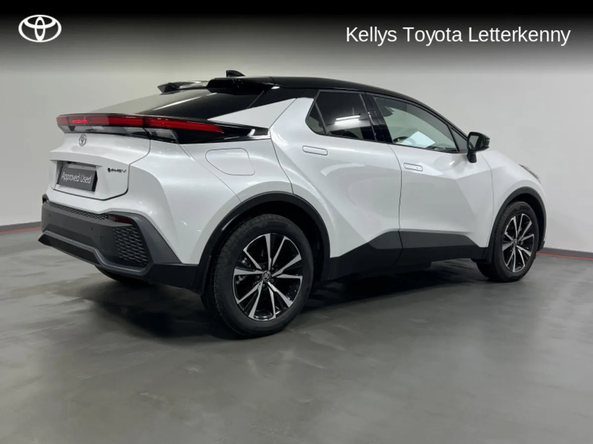 Toyota C-HR C-HR Sport Plus + Plug-In Hybrid PHEV - Image 2