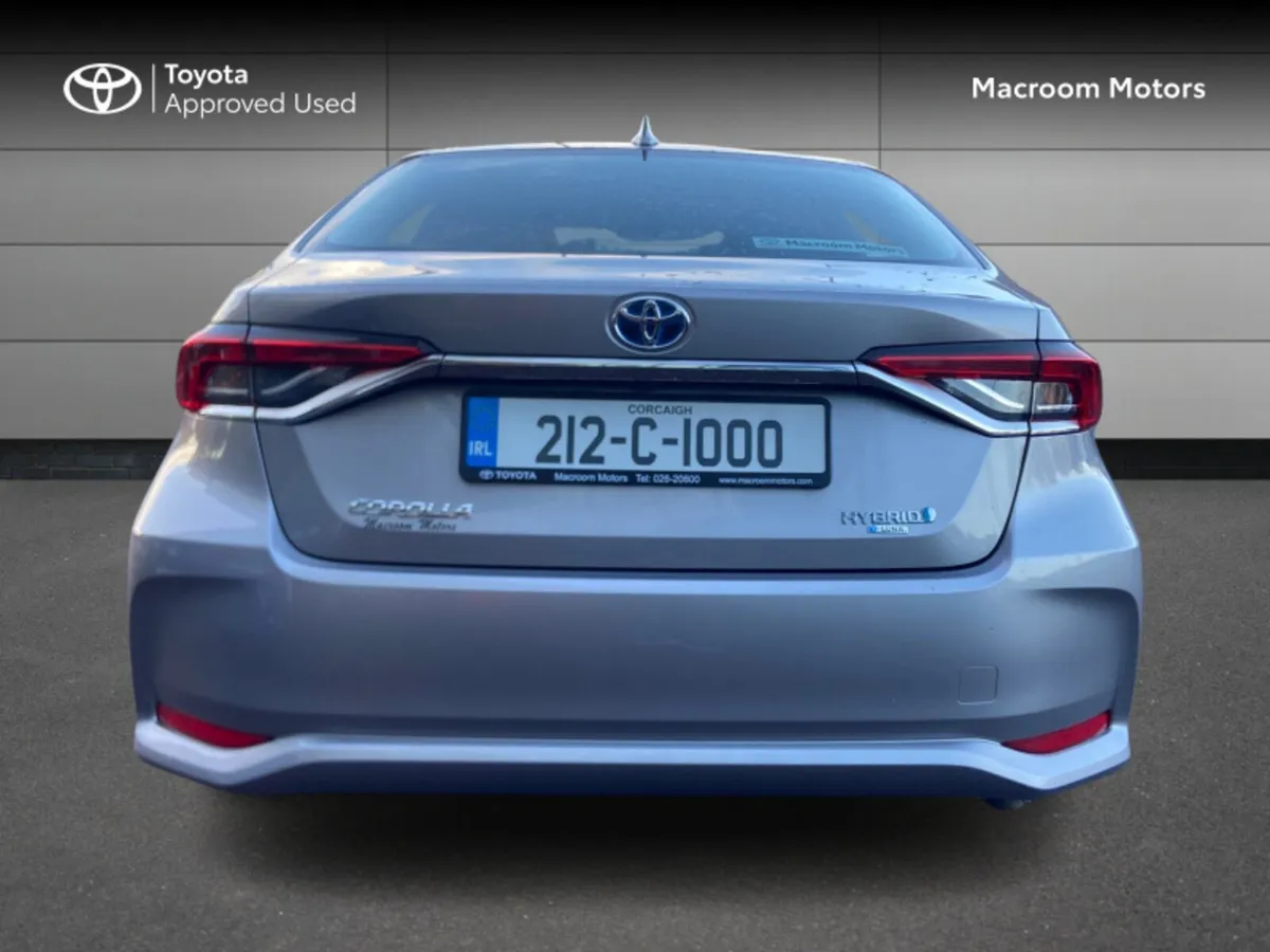 Toyota Corolla HYB LUNA SALOON 4DR AUTO HYBRID - Image 4