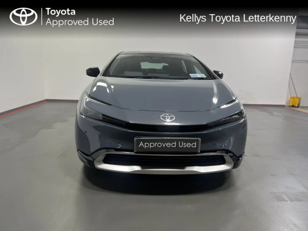Toyota Prius PRIUS PLUG-IN HYBRID #103 - Image 4