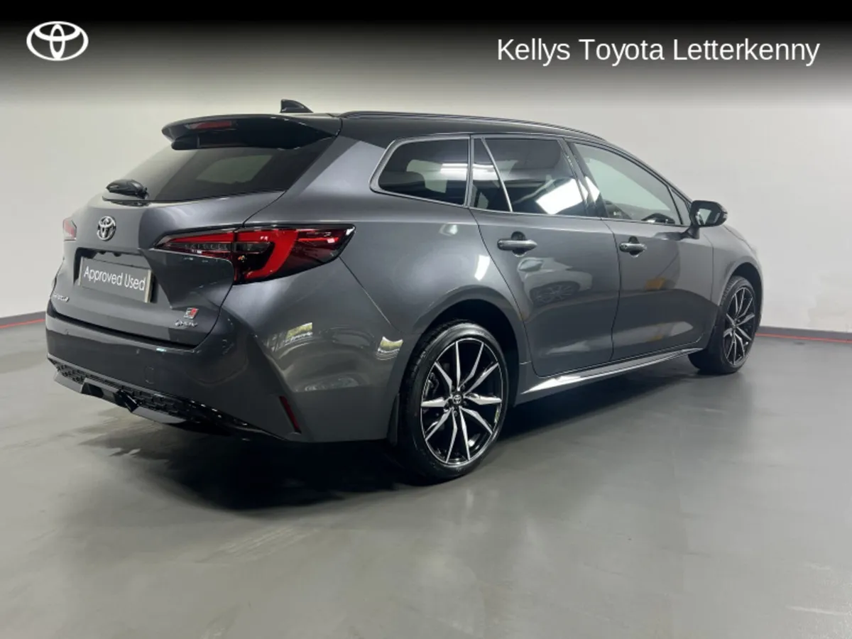 Toyota Corolla COROLLA HYBRID GR SPORT T/S *5th Ge - Image 2
