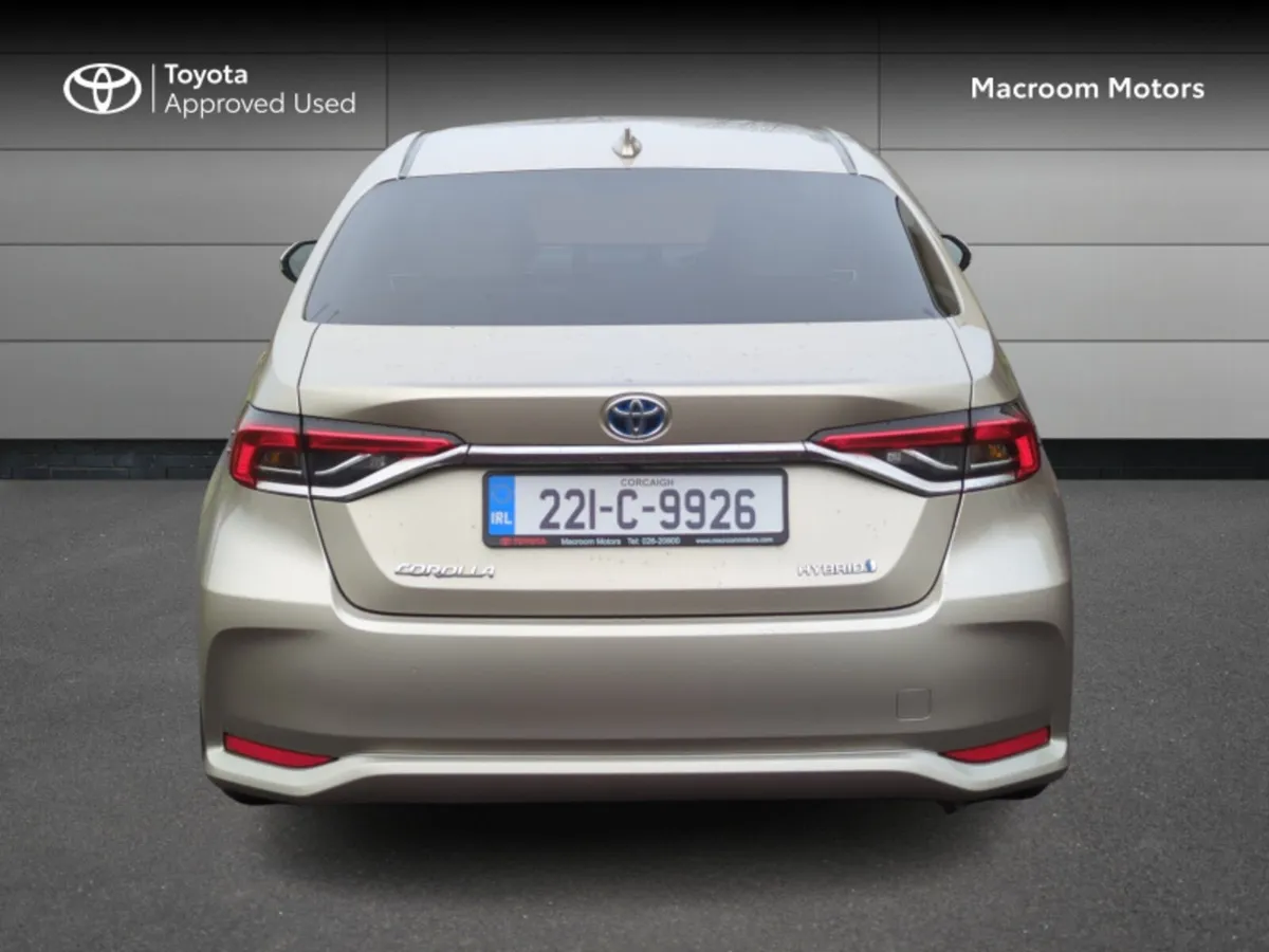 Toyota Corolla HYBRID LUNA SP SPORT 4DR AUTO - Image 4