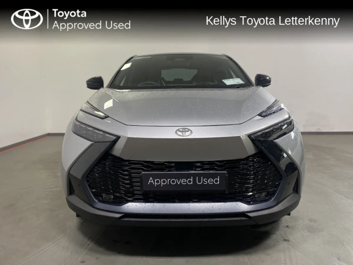 Toyota C-HR C-HR HYBRID SOL *Delivery Mileage *NEW - Image 4
