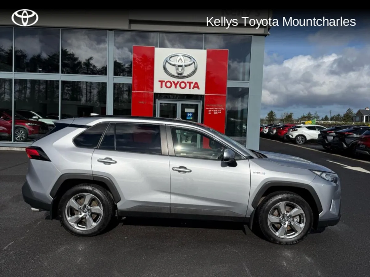 Toyota RAV4 RAV4 HYBRID SOL - Image 2