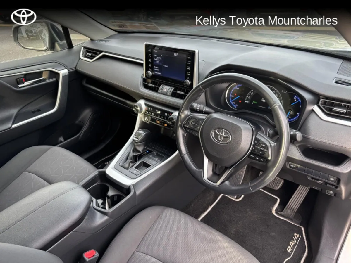 Toyota RAV4 RAV4 HYBRID LUNA 2WD - Image 3