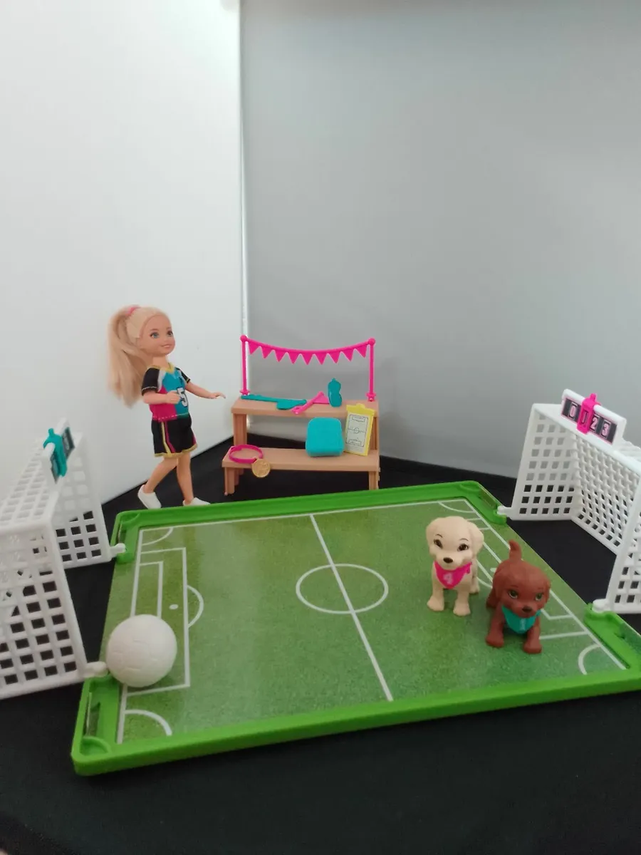 Barbie Chelsea Soccer Set - Image 3
