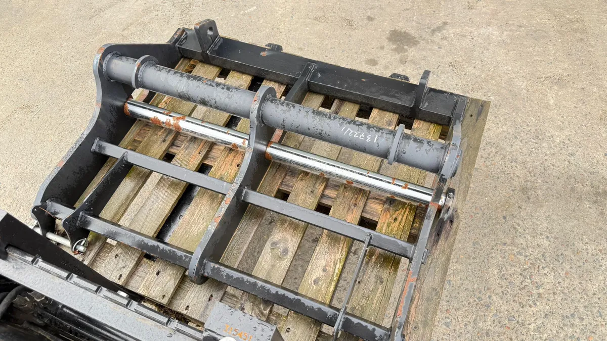 Manitou Carriage Frame For Forks - €250 + VAT - Image 4