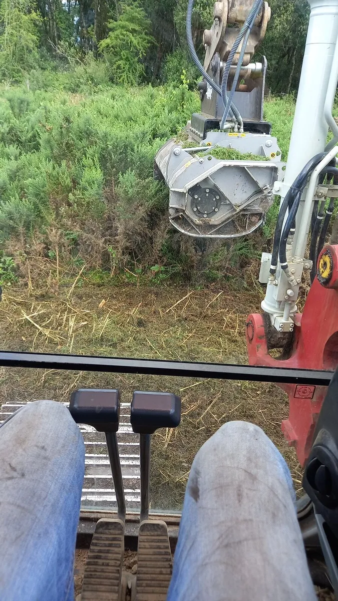 Digger hire mulching - Image 1