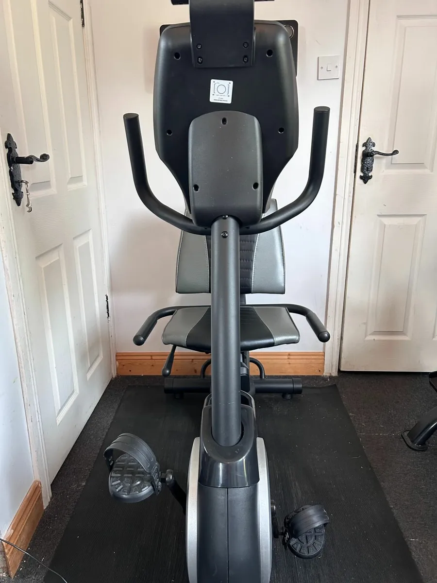 ProForm 325 CSX Recumbent Exercise Bike - Image 3