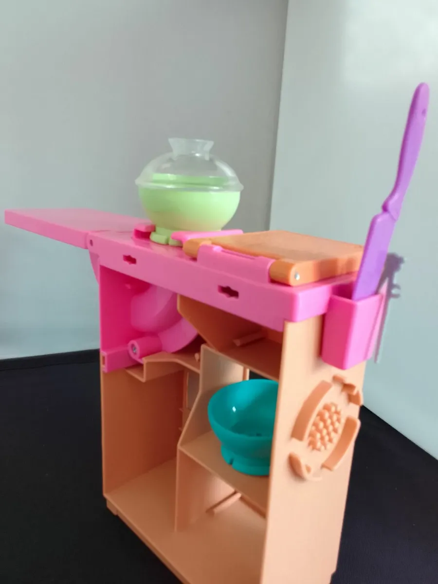 Barbie Sushi Stand - Image 2