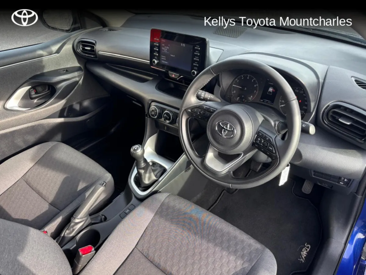 Toyota Yaris YARIS 1.0 LUNA - Image 3