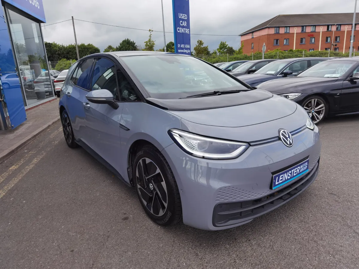VOLKSWAGEN ID.3 58KWH FAMILY PRO **SUNROOF** - Image 4