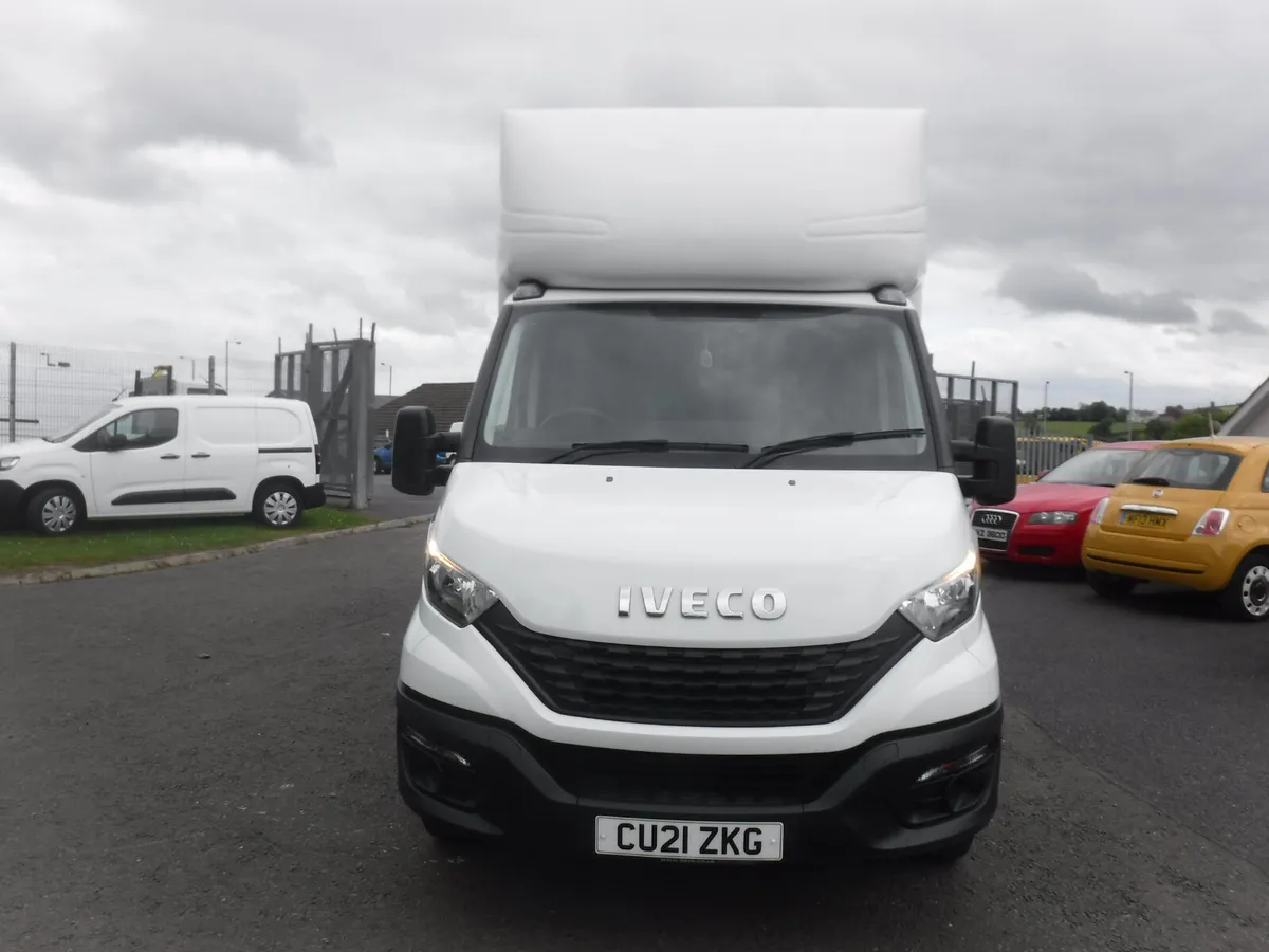 Iveco Daily 2021 35-140 13ft Luton Box Van T/Lift. - Image 3