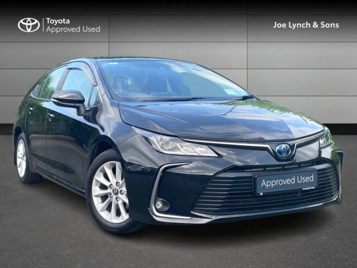 Toyota Corolla Corolla Hybrid Luna Saloon - Image 1