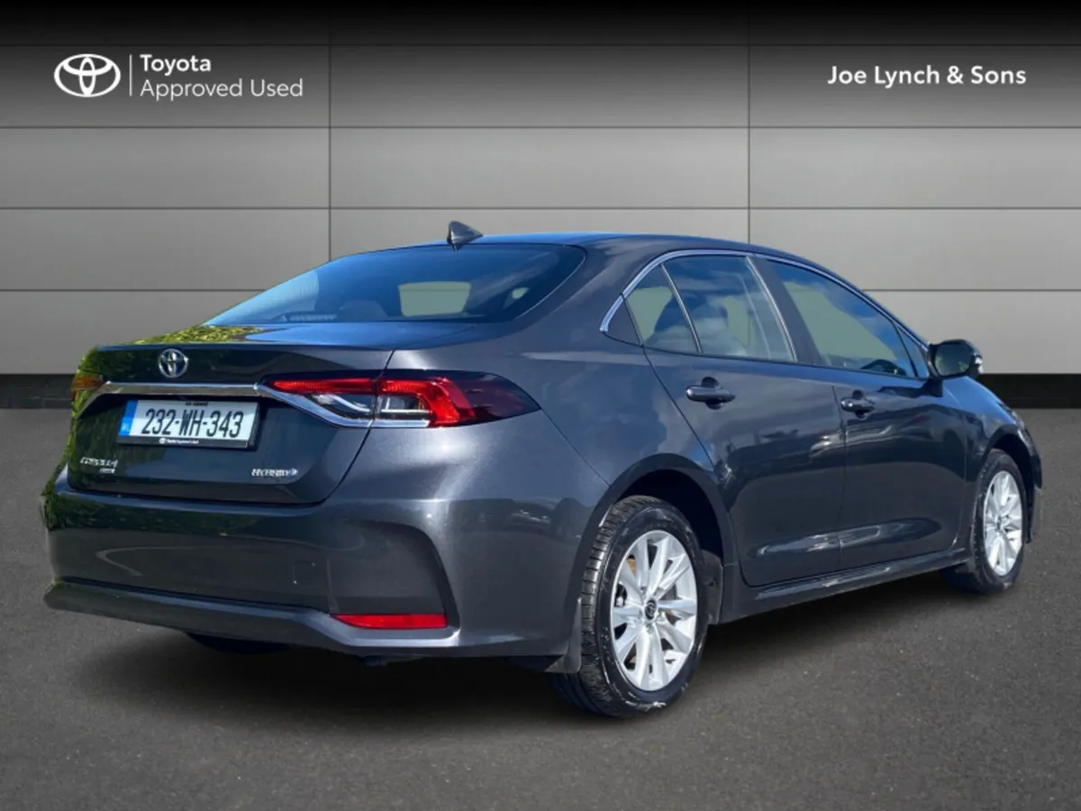 Toyota Corolla COROLLA LUNA SALOON - Image 2