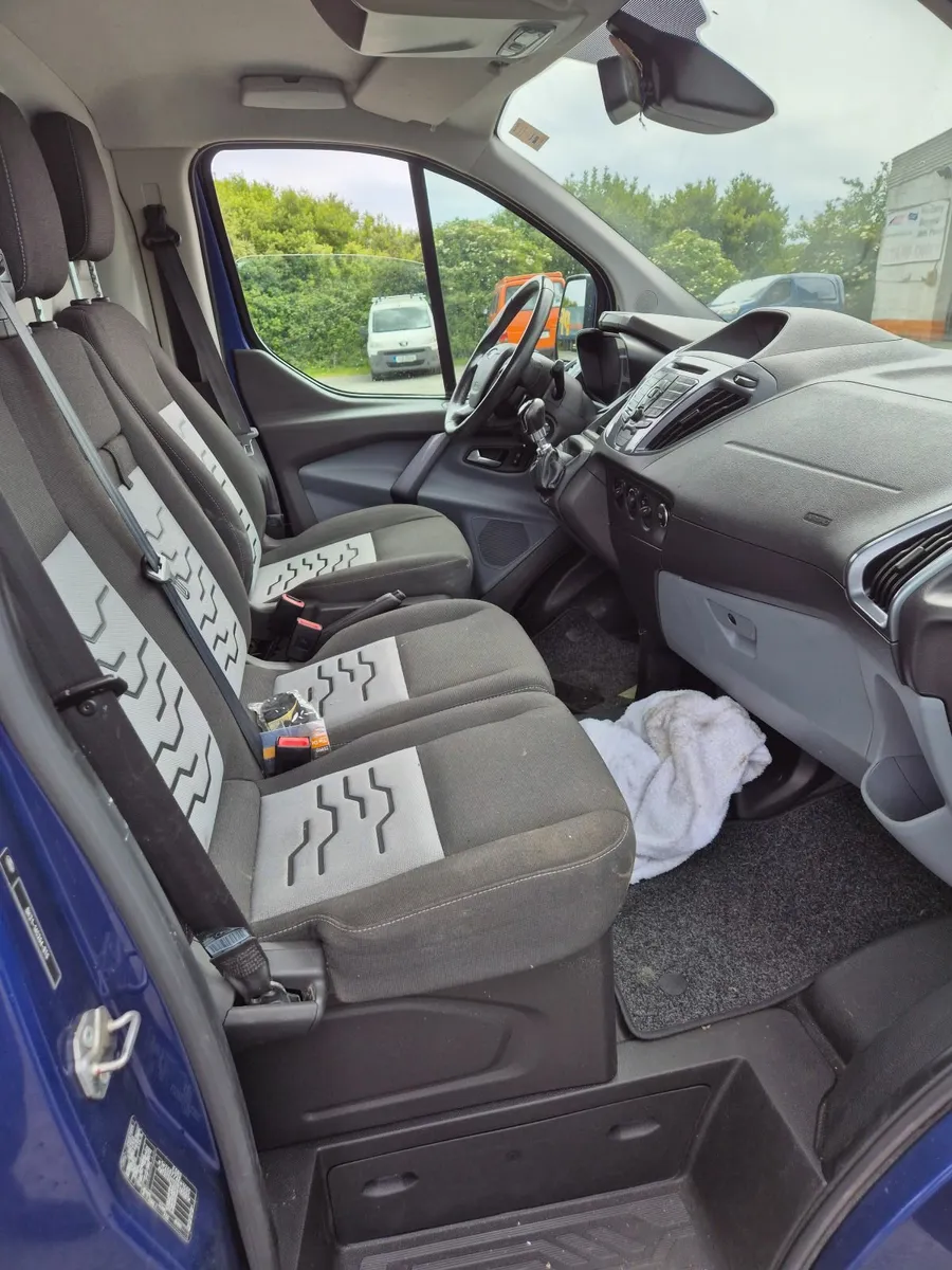 Ford Transit Custom 2014. LEFT HAND DRIVE - Image 3