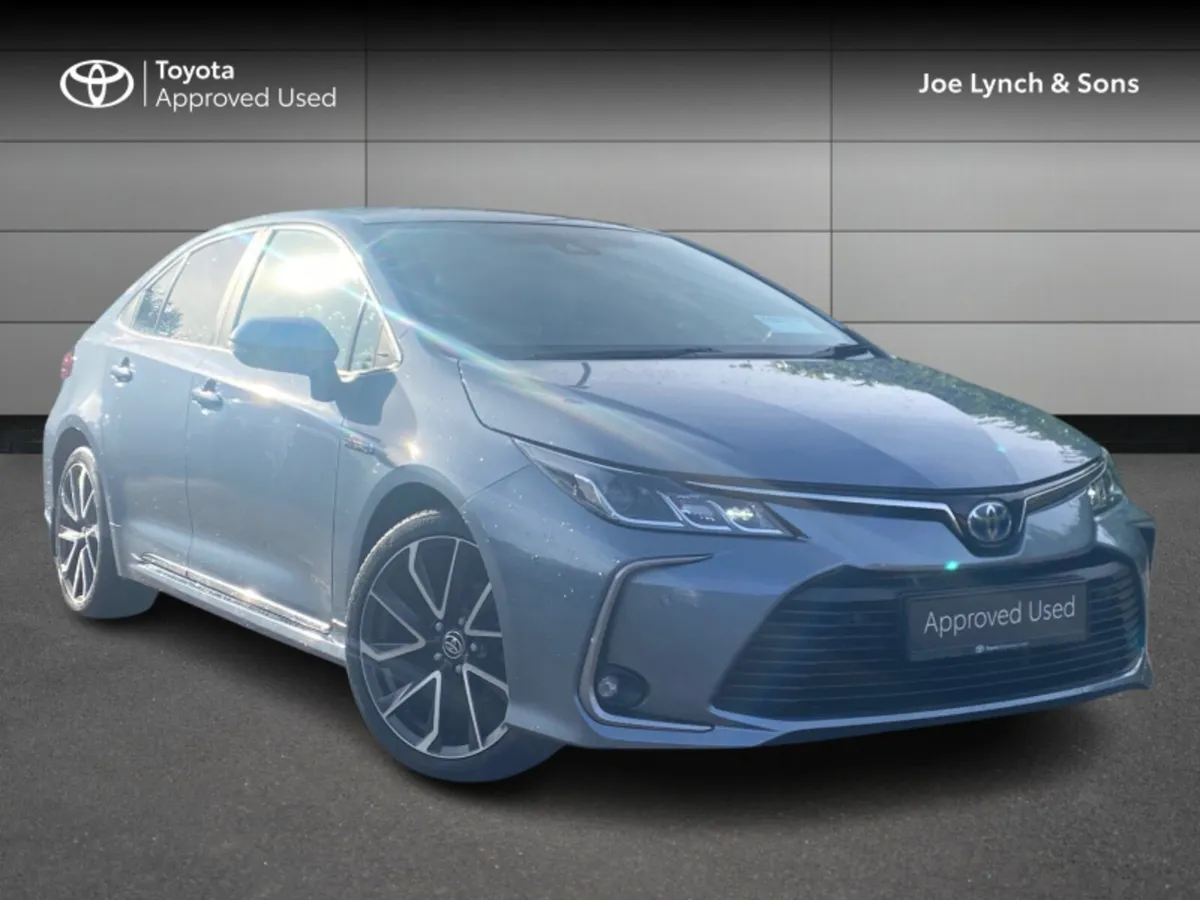 Toyota Corolla COROLLA HYBRID SOL SALOON - Image 1