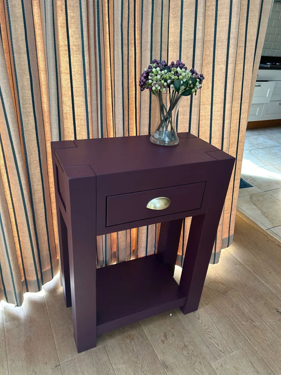 Hall table - Image 1