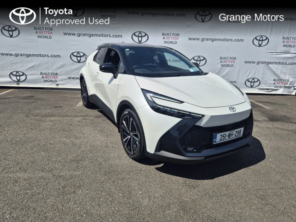 Toyota C-HR 2.0LTR PHEV SOL 5DR**DEMO MODEL** - Image 1