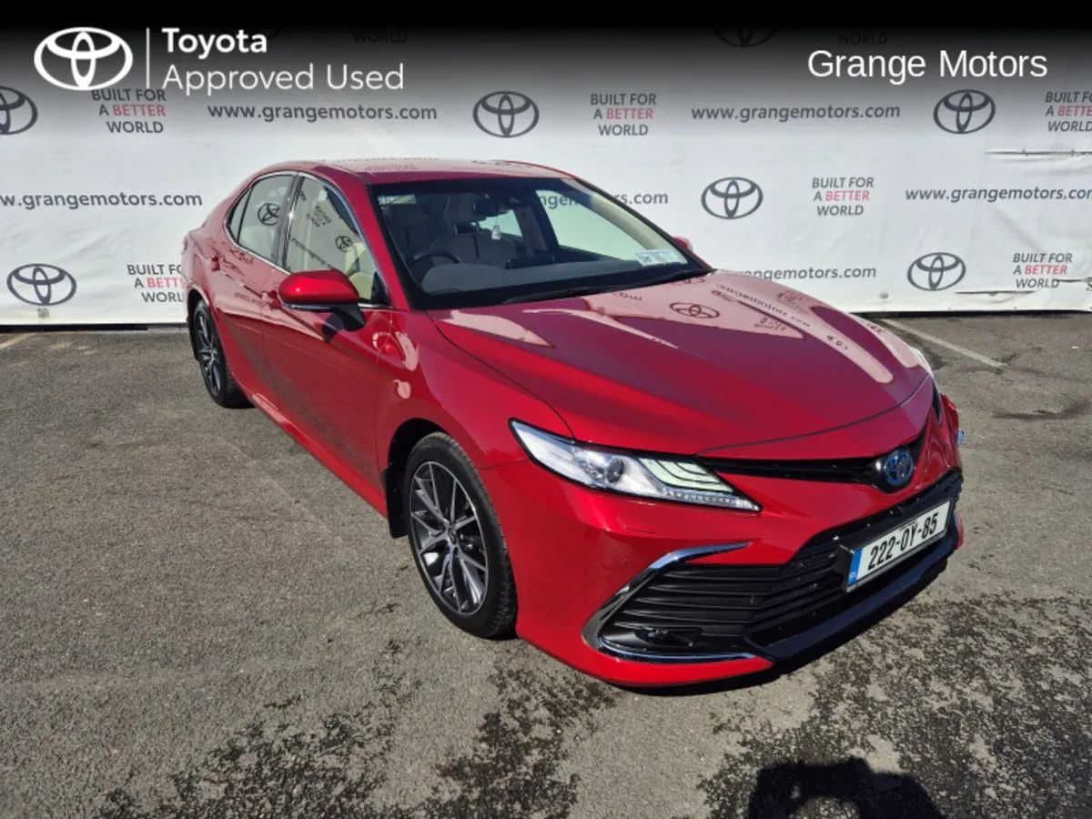 Toyota Camry PLATINUM EDITION 2.5 SAL - Image 1