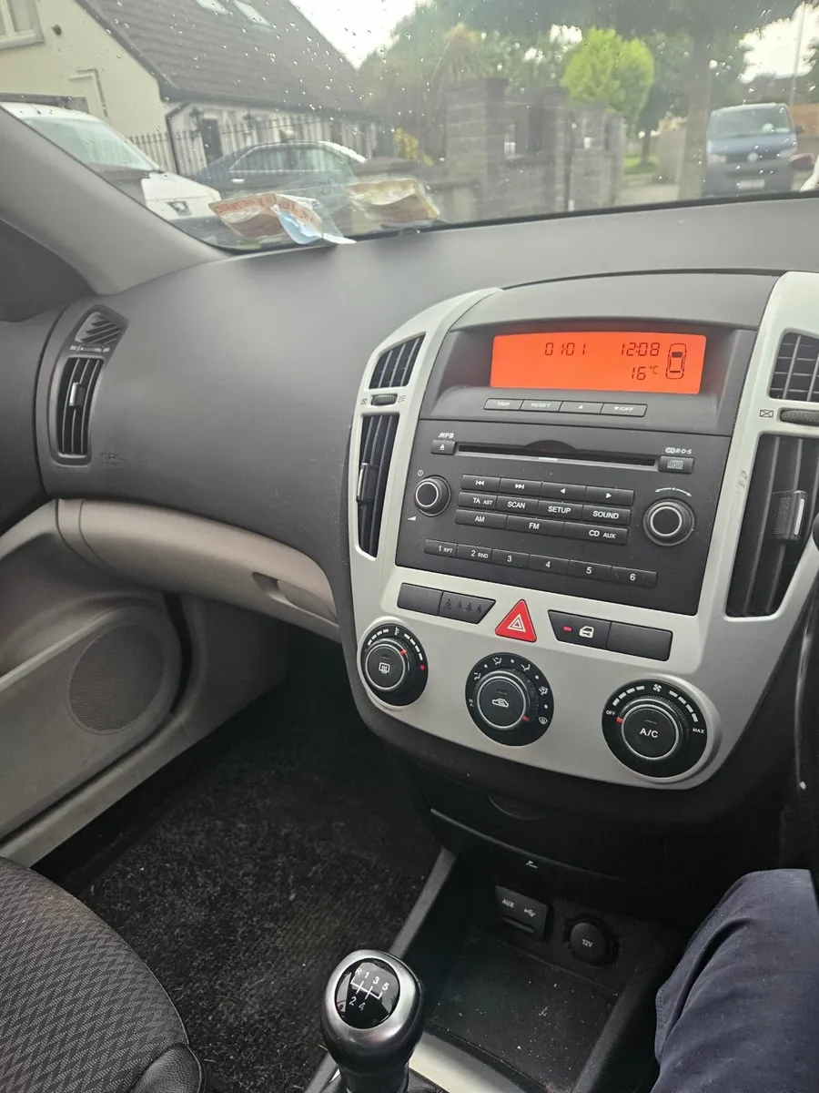 Kia Ceed 2009 - Image 1