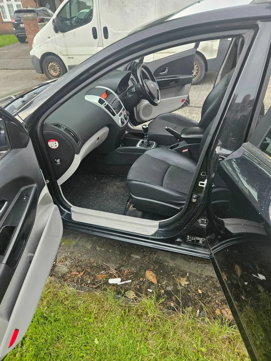 Kia Ceed 2009 - Image 3