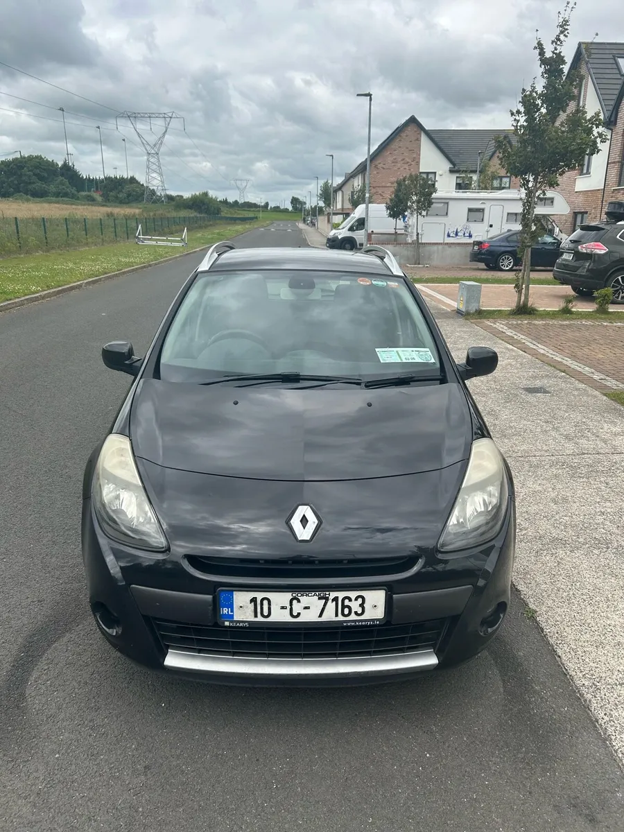 10 RENAULT CLIO 1.5 DCI €1,950 - Image 2