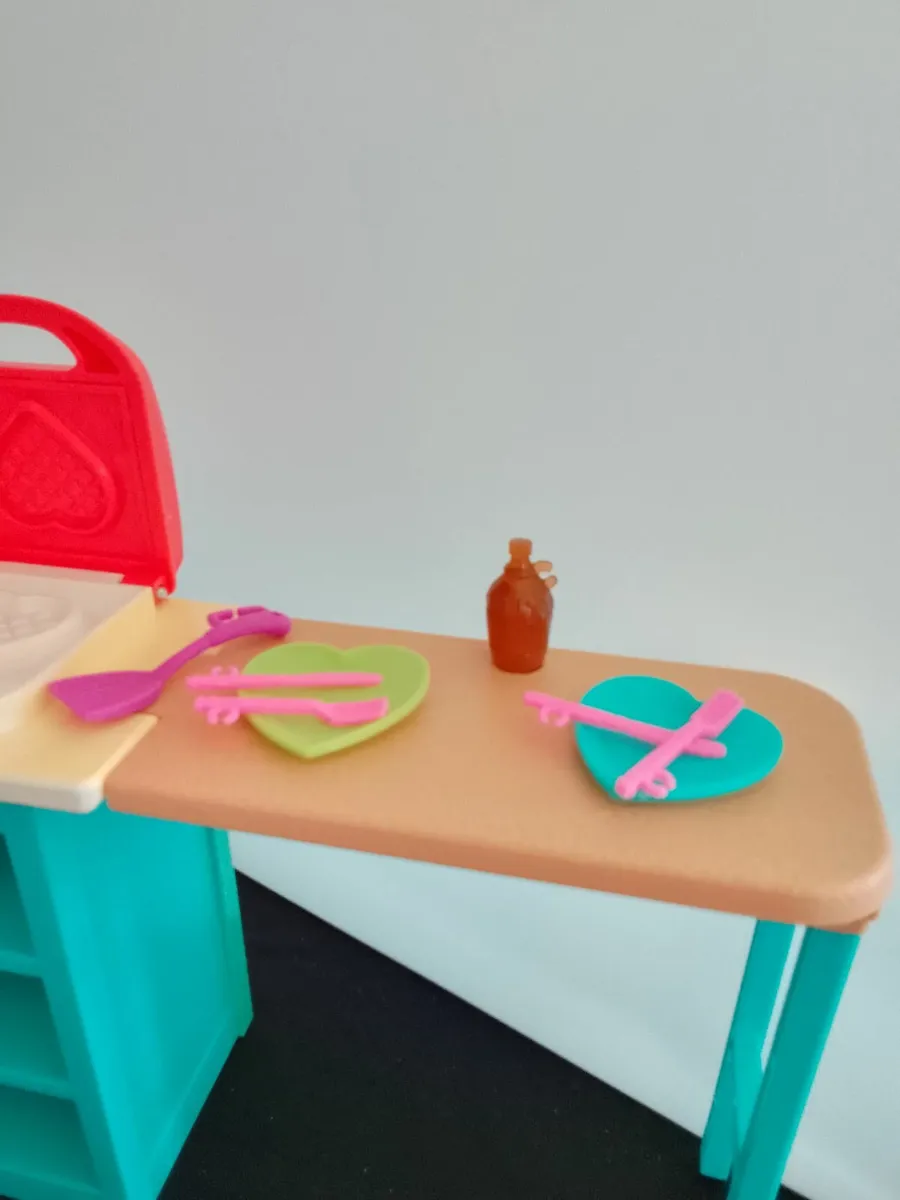 Barbie Waffle Shop - Image 4