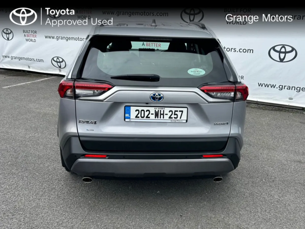 Toyota RAV4 2.5 HYBRID LUNA 2WD 5DR - Image 4