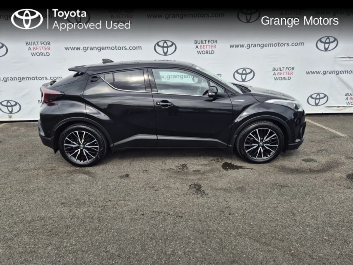 Toyota C-HR 1.8 HYBRID SOL 5DR - Image 4