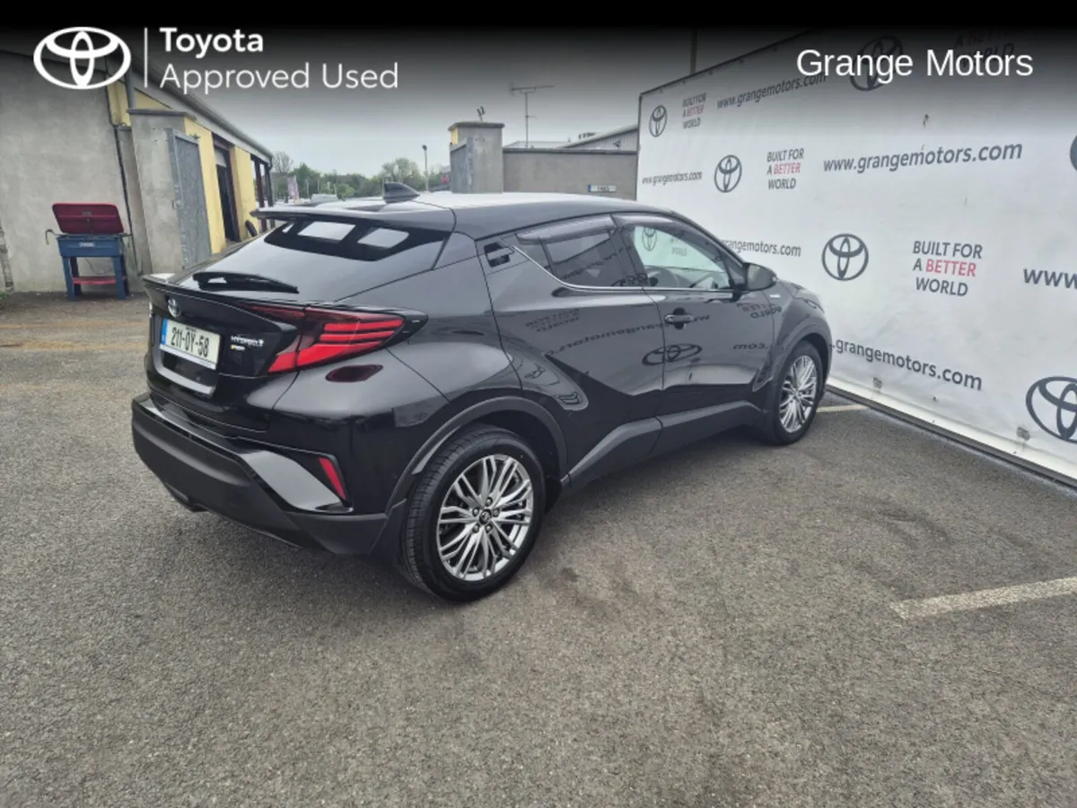Toyota C-HR 1.8 HYBRID SOL 5DR - Image 3