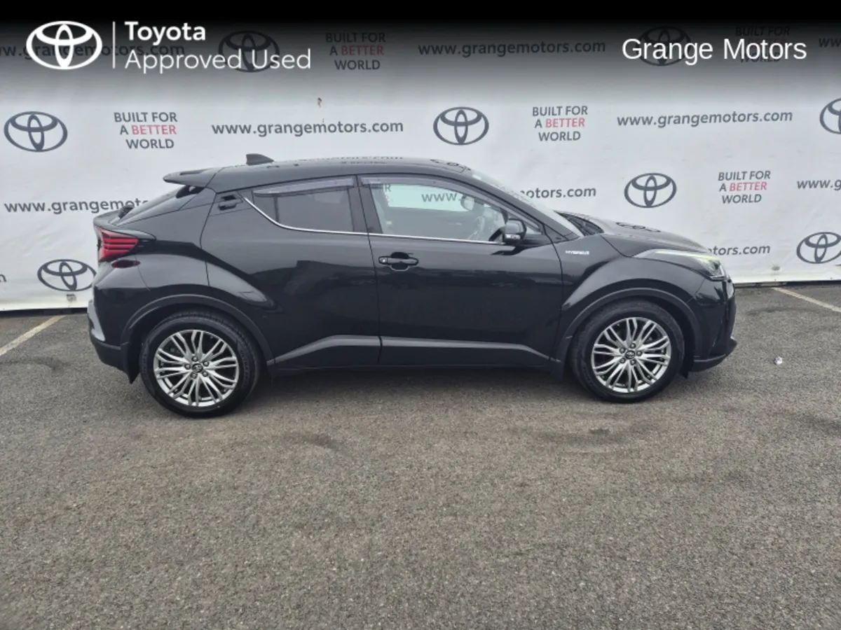 Toyota C-HR 1.8 HYBRID SOL 5DR - Image 4