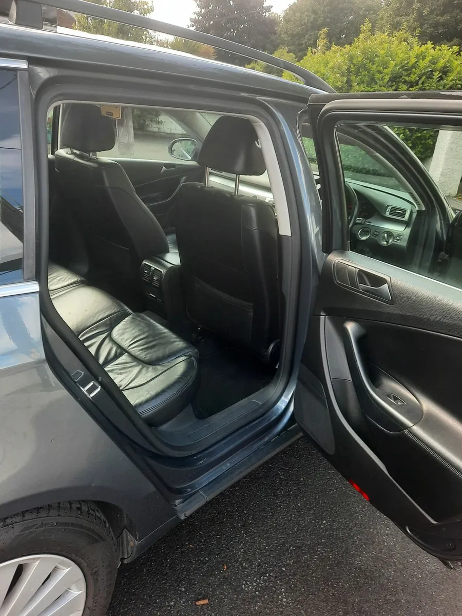 Volkswagen Passat 2008 - Image 3