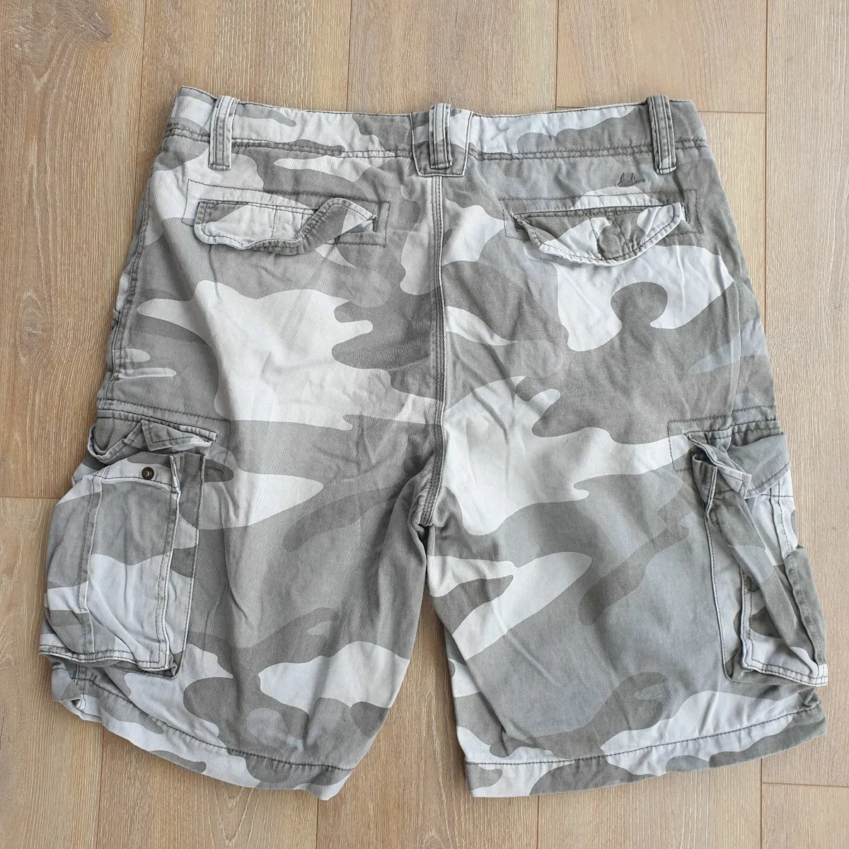 Mantaray men's cargo shorts size 38 - Image 2