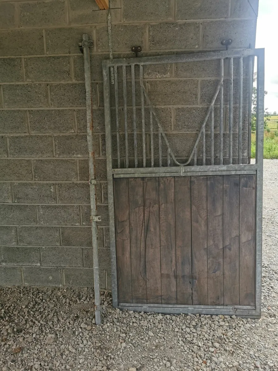Stable door - Image 1