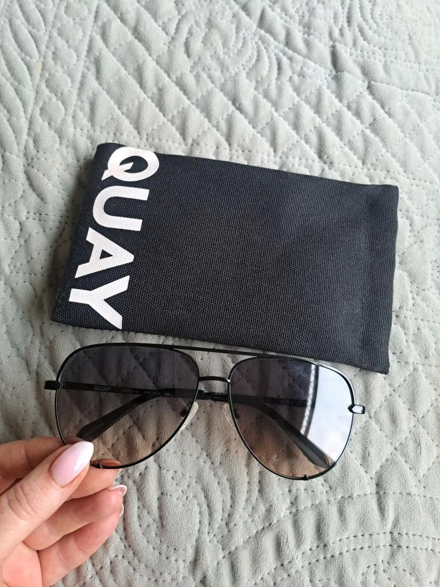 Quay women's sunglasses - Image 2