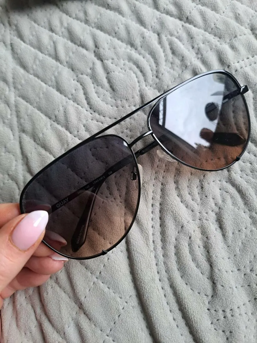 Quay women's sunglasses - Image 3