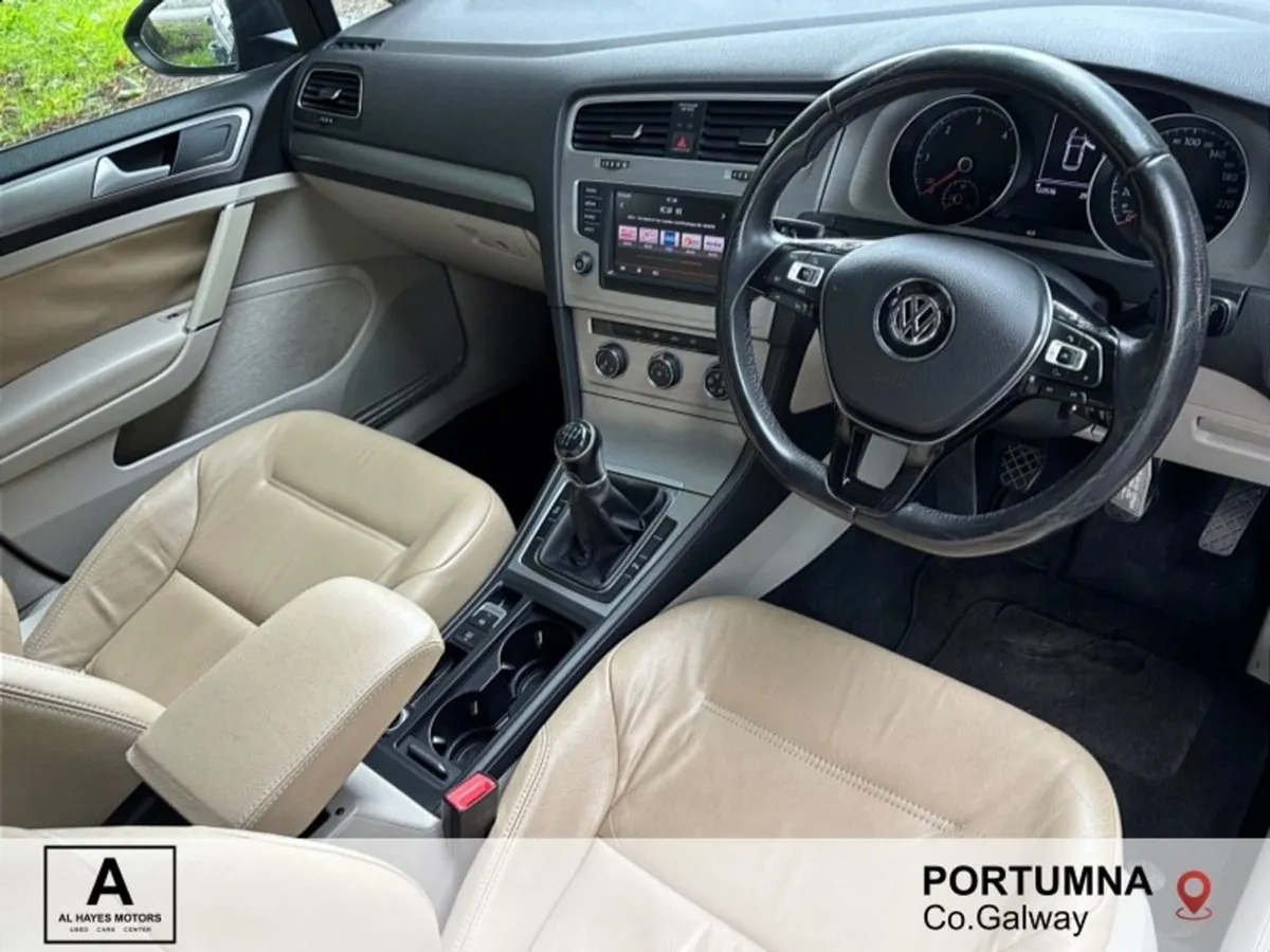 Volkswagen Golf Comfortline 1.6 TDI  leather Seat - Image 2