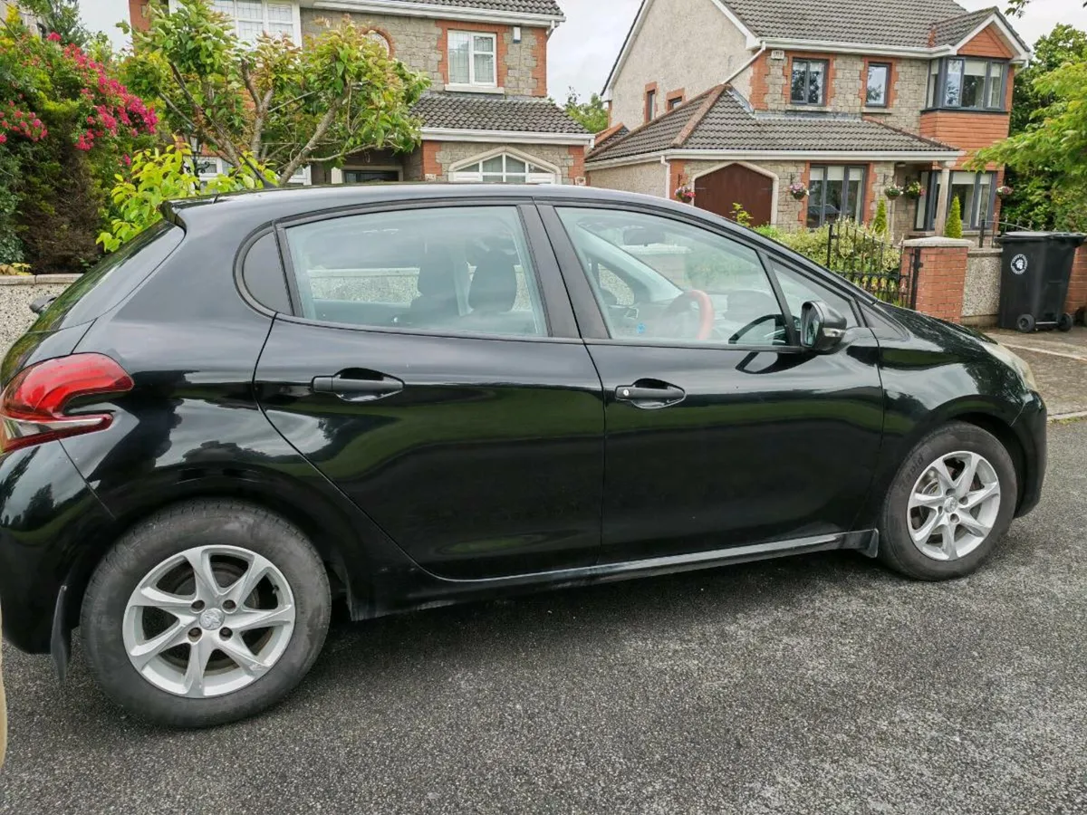 Peugeot 208 / 2016 - Image 3