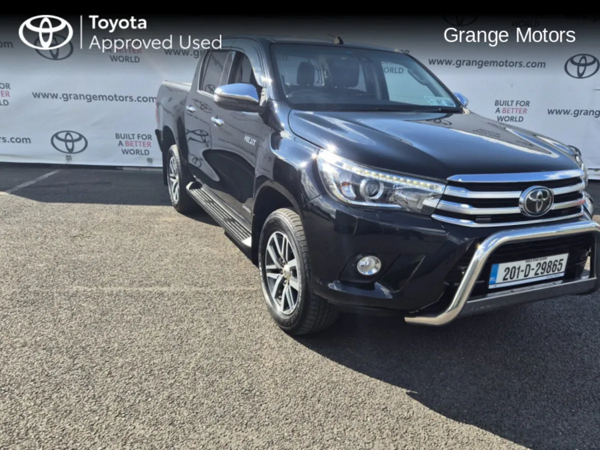 Toyota Hilux 2.4 D-4D INVINCIBLE CREWCAB**V.A.T IN - Image 1