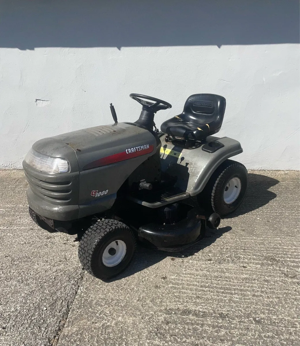 Craftsman Lawnmower - Image 1