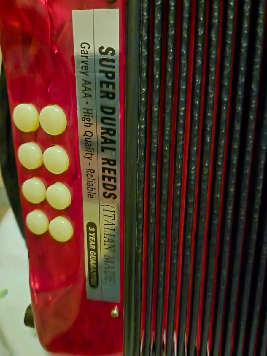 Accordian Garvey AAA - Image 3